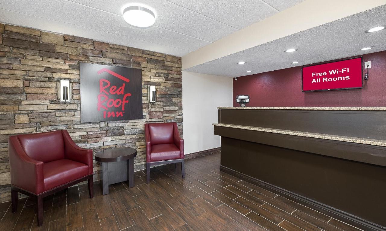 Red Roof Inn Cincinnati East - Beechmont Cherry Grove Exterior photo