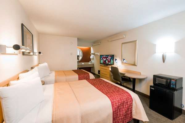 Red Roof Inn Cincinnati East - Beechmont Cherry Grove Room photo